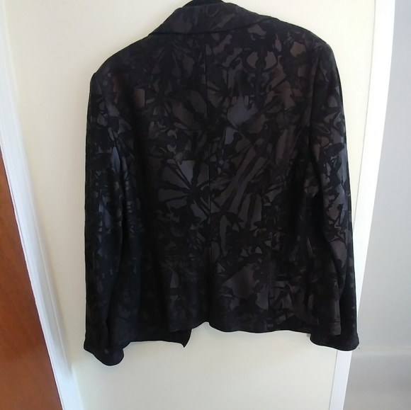 Escada Black Leather Texture Blazer Jacket - Picture 12 of 15
